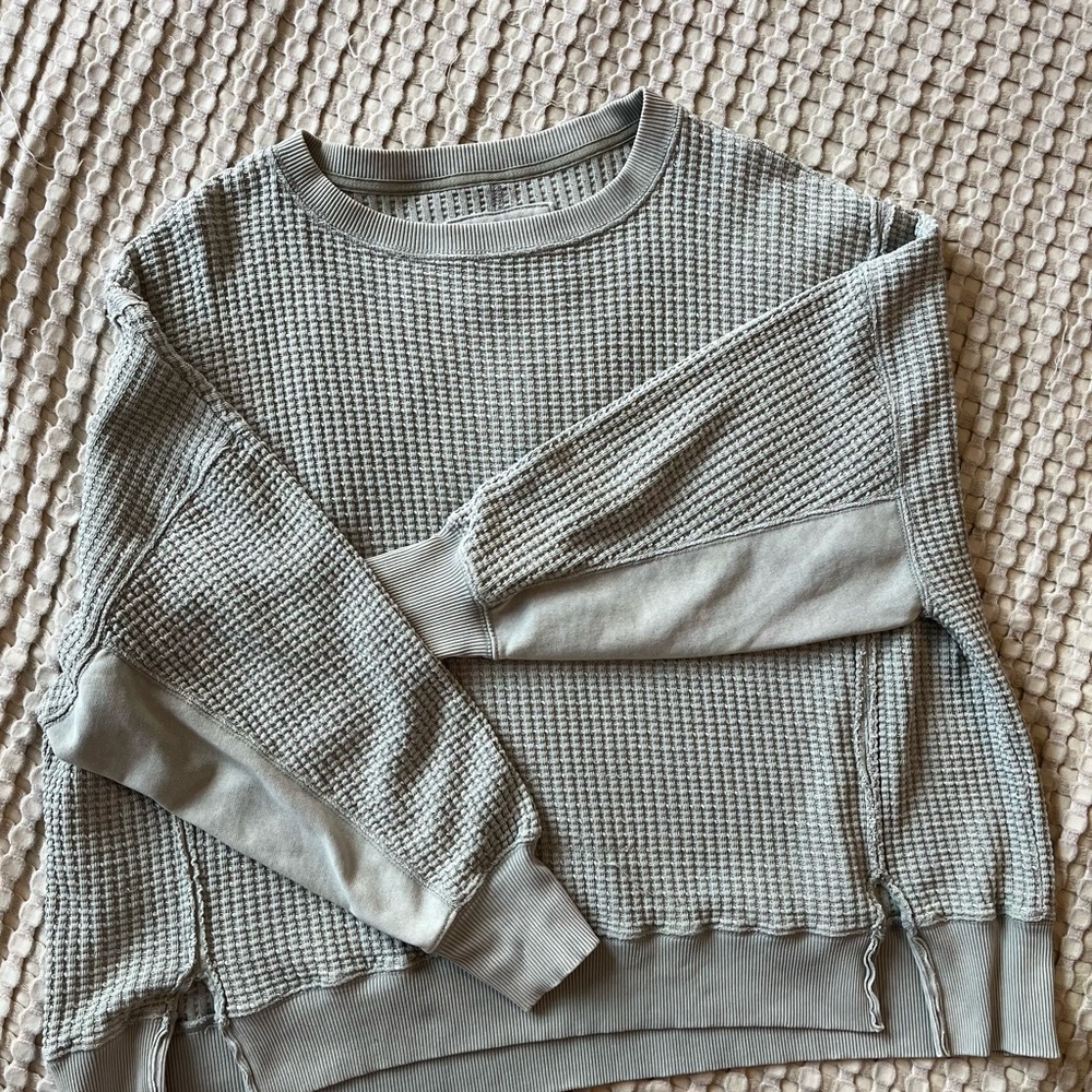 American Eagle Super Comfy Sweater